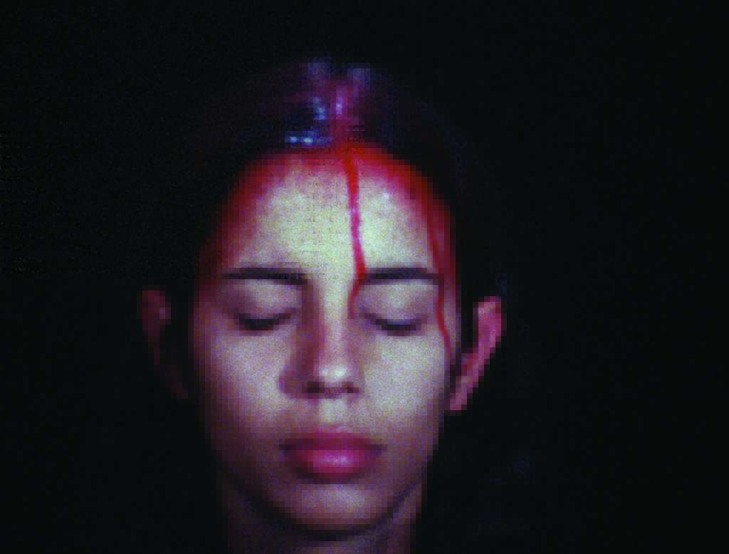 Still do filme Super-8 Sweating Blood (1973), de Ana Mendieta (Foto: Cortesia Galerie Lelong, Nova York, The Estate of Ana Mendieta Collection)